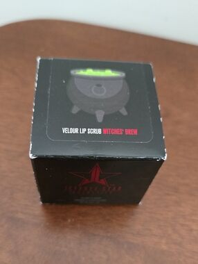 Jeffree Star Velour Lip Scrub Limited Edition Witches' Brew